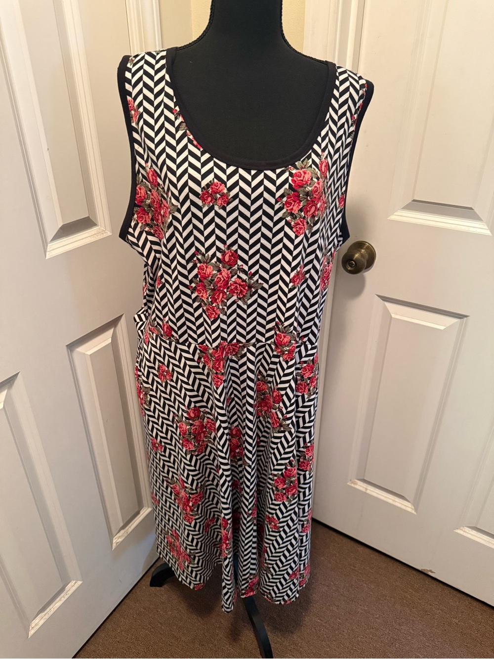 Sleeveless Black & White lularoe dress with Red Floral Print